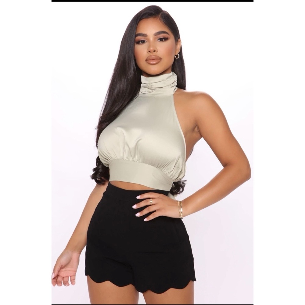 Halter Top.